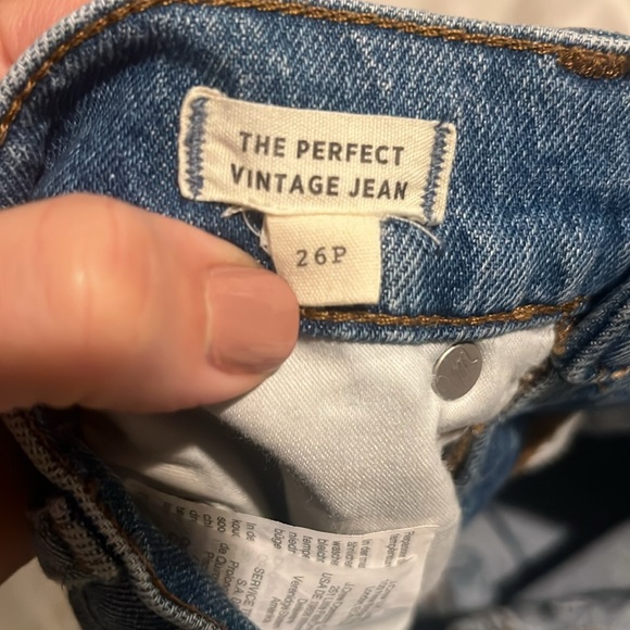The Petite Perfect Vintage Jean in Rosabelle Wash: Comfort Stretch Edition - Picture 10 of 11